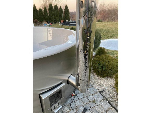 Thermoholz Outdoor Whirlpool BadeFass mit Interner Holzofen Ø 2 m