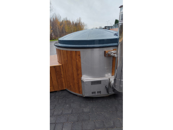 Thermoholz Outdoor Whirlpool BadeFass mit Interner Holzofen Ø 1.94 m