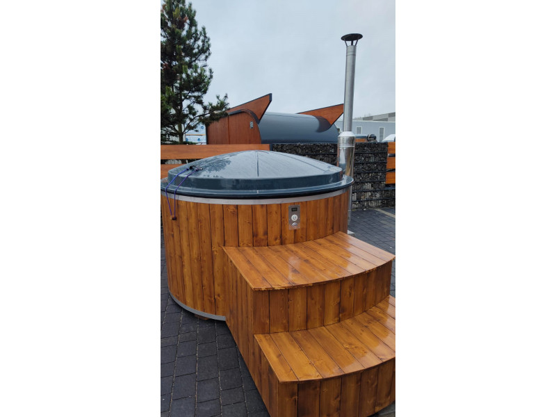 Thermoholz Outdoor Whirlpool BadeFass mit Interner Holzofen Ø 1.94 m