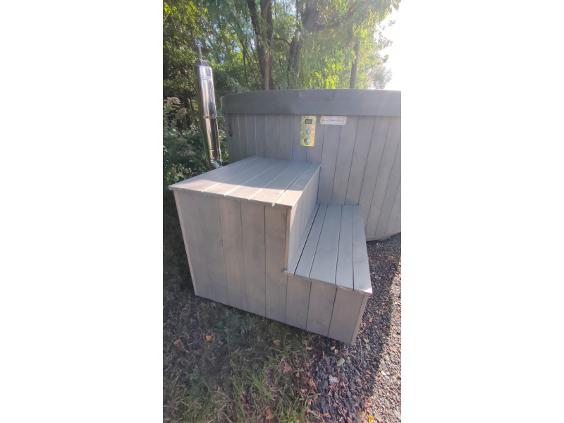 Hot Tub Thermoholz Holz BadeFass mit Interner Holzofen Ø 2.36 m