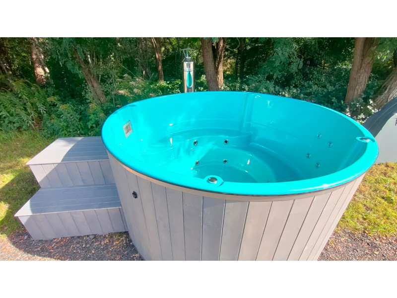 Hot Tub Thermoholz Holz BadeFass mit Interner Holzofen Ø 2.36 m