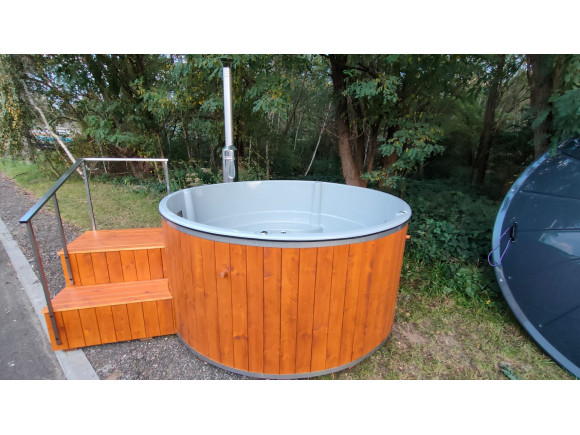 Thermoholz Outdoor Whirlpool BadeFass mit Holz Ofen Außen Ø 1.76 m