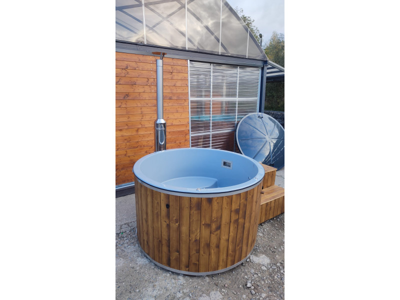 Thermoholz Outdoor Whirlpool BadeFass mit Holz Ofen Außen Ø 1.76 m